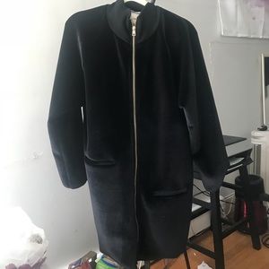 Very nice quality velvet long bomber jacket!!!!🖤